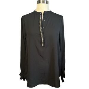 NWT - Simply Vera Vera Wang -  Black Top with Jeweled Button Neckline sz Small